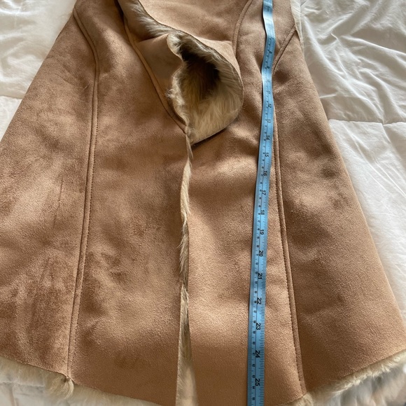 Armani Exchange Vest - Picture 7 of 7